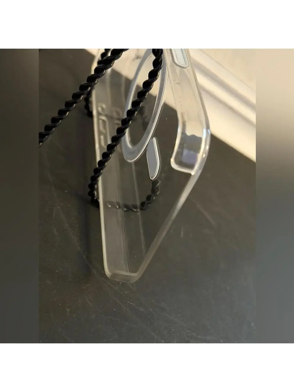 Apple iPhone 16 Pro Max Mag Safe Case clear